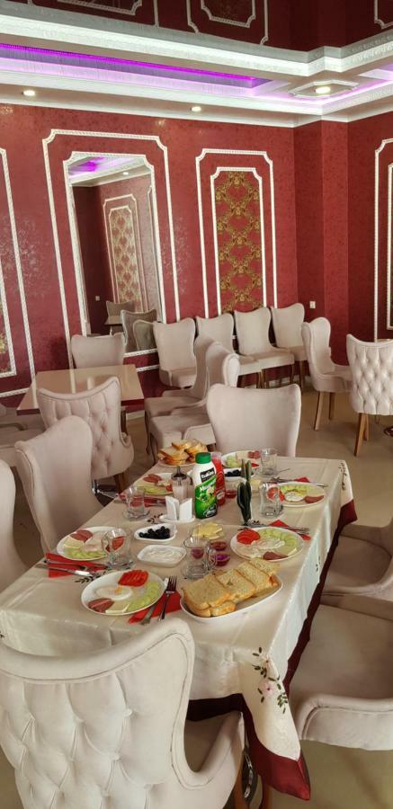 Eleganti Hotel Батуми Екстериор снимка