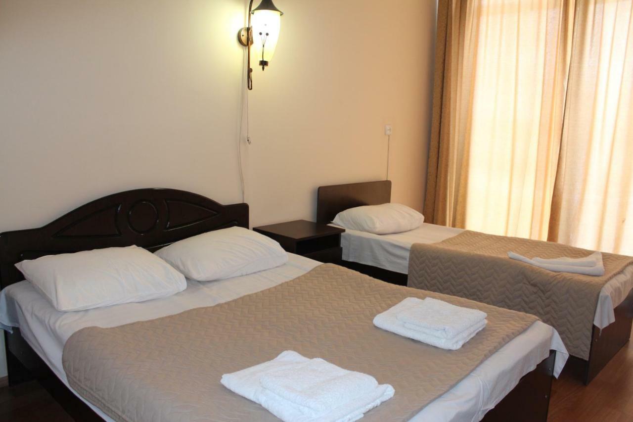 Eleganti Hotel Батуми Екстериор снимка