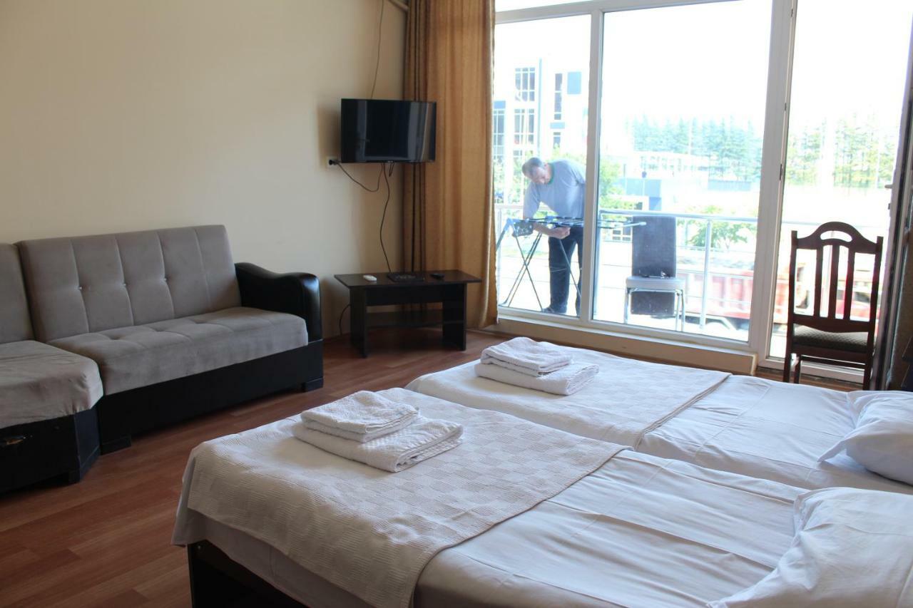Eleganti Hotel Батуми Екстериор снимка