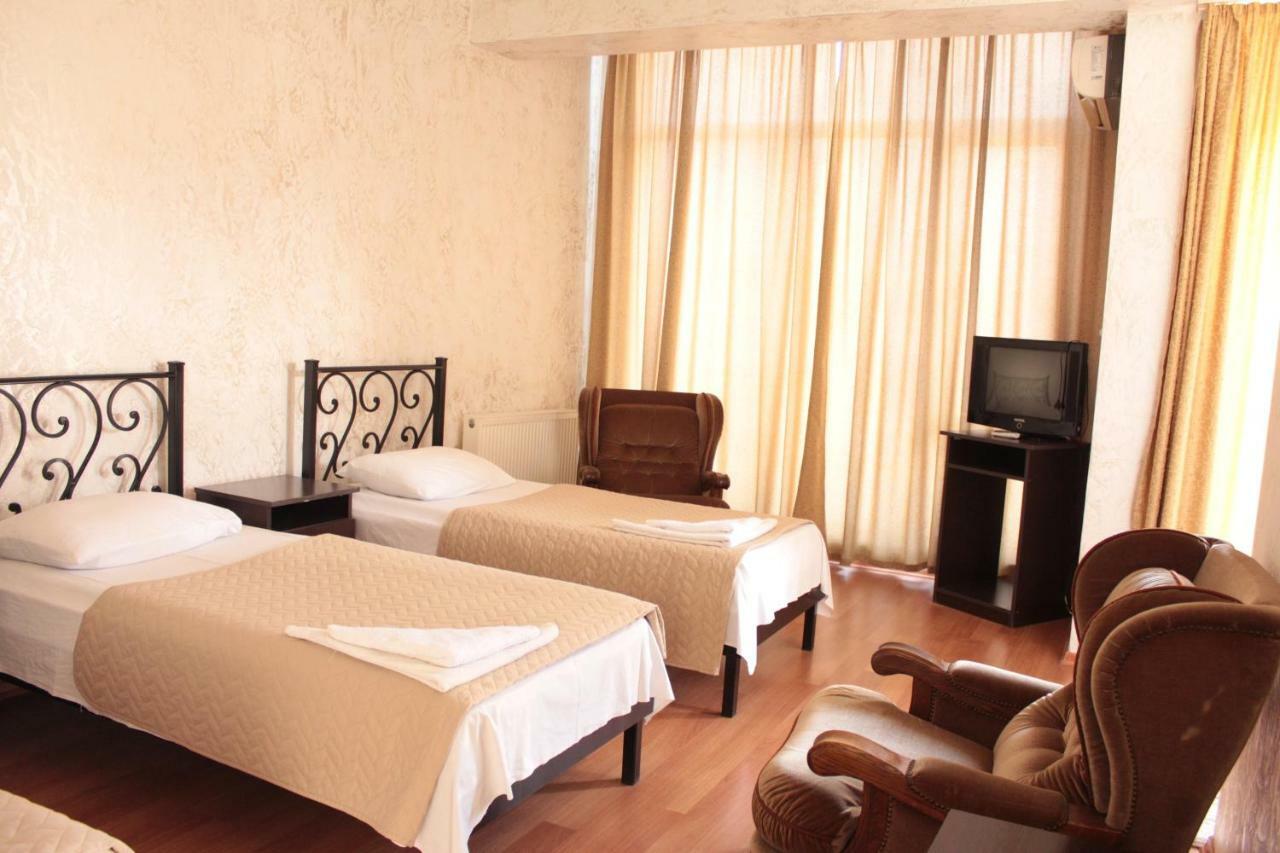 Eleganti Hotel Батуми Екстериор снимка