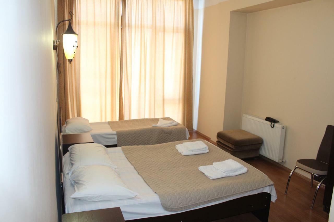 Eleganti Hotel Батуми Екстериор снимка
